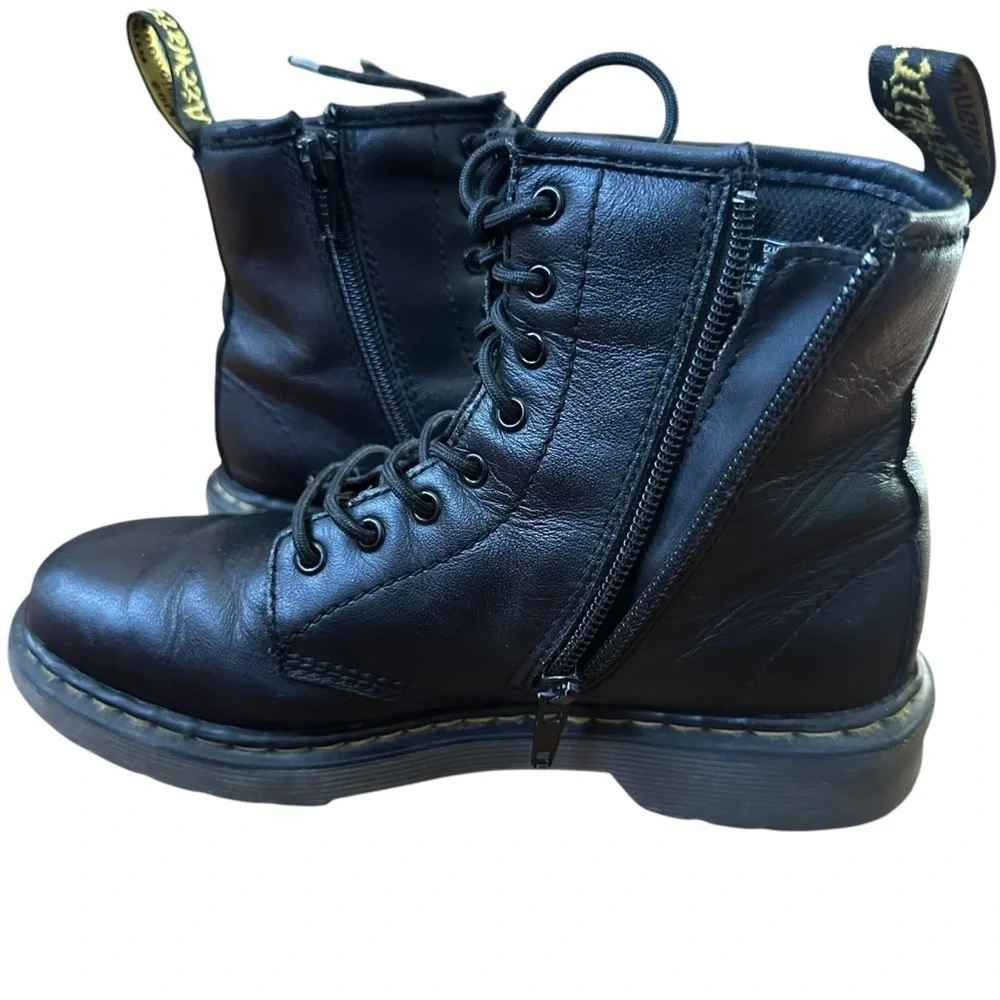 DR. MARTEN’S DELANEY BLACK LEATHER LACE UP AND ZIPPER BOOTS SIZE 3